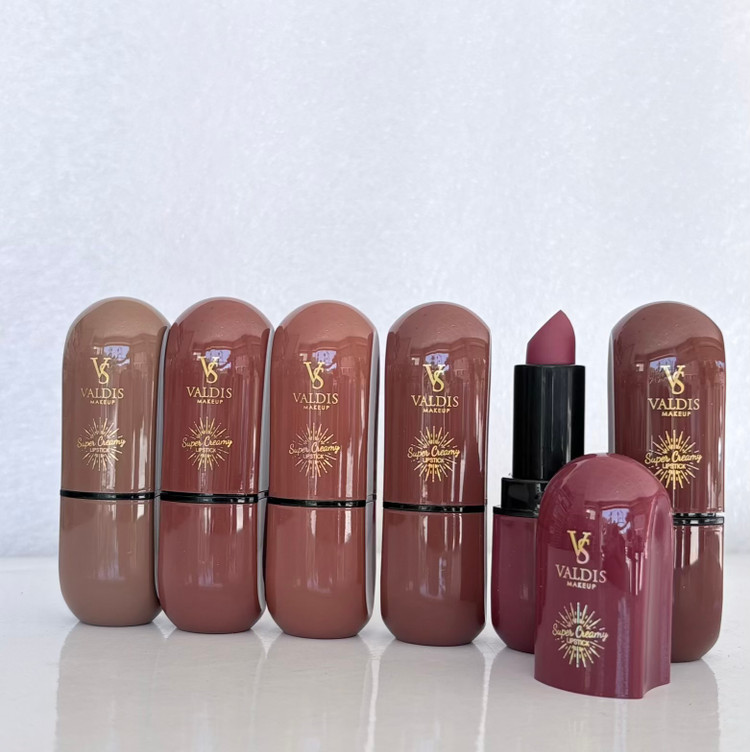 رژلب جامد مات برند والدیس