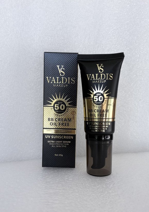 ضدآفتاب BB فاقد چربی با spf50+++++ کاملا مات برند والدیس45 میا